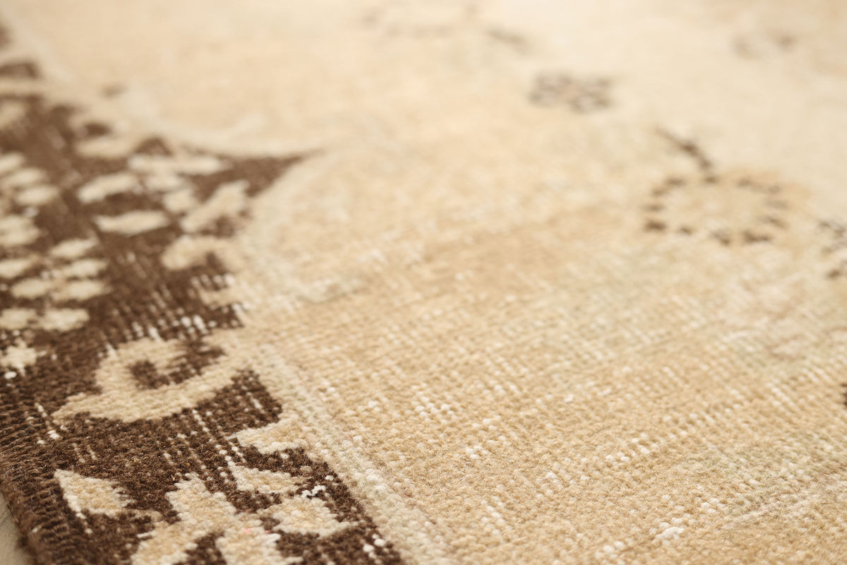 Vintage Isparta Turkish Area Rug 4x8 ft — Beige Floral (No. 40350)