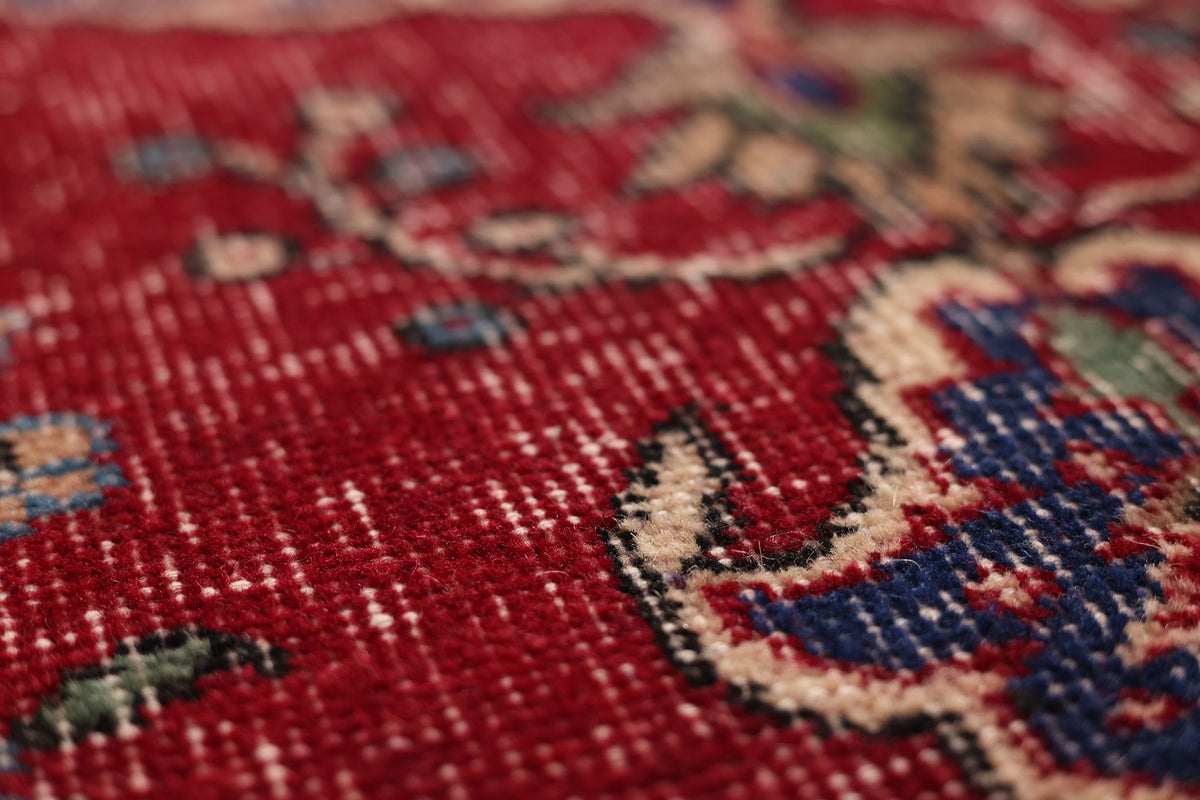 Vintage Isparta Turkish Area Rug 4x8 ft — Red & Beige Floral
