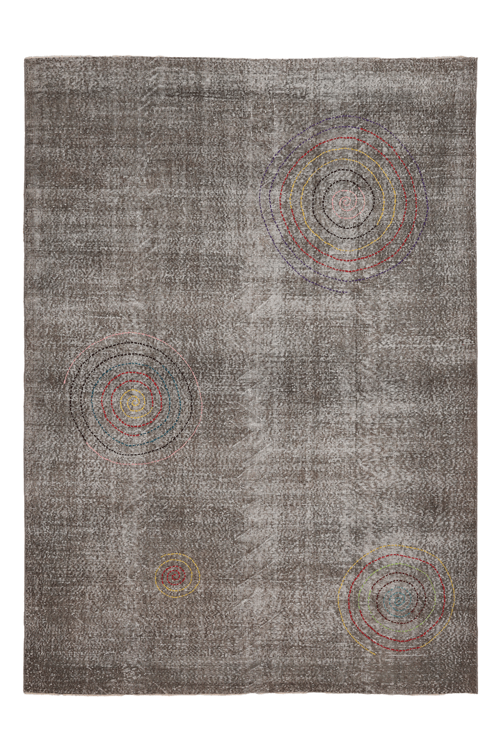 Vintage Isparta Turkish Area Rug 7x9 ft — Gray Geometric