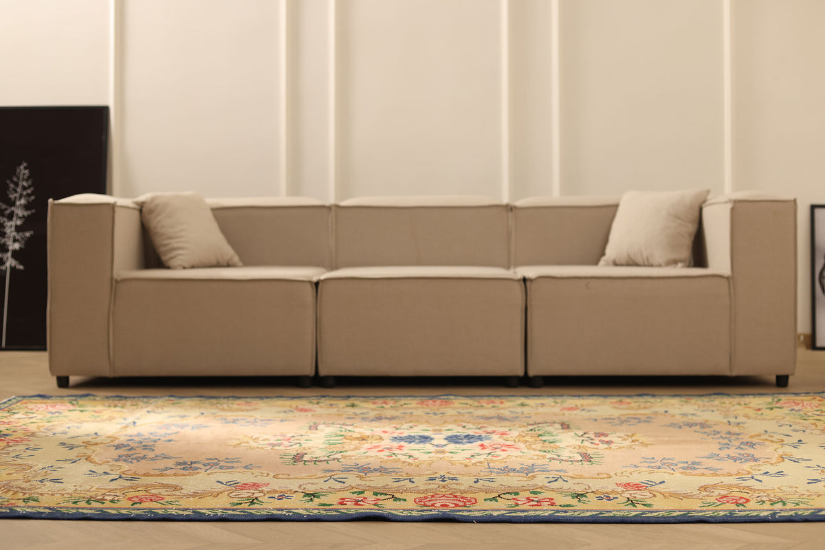 Vintage Isparta Turkish Area Rug 6x9 ft — Beige & Pink Floral (No. 40402)