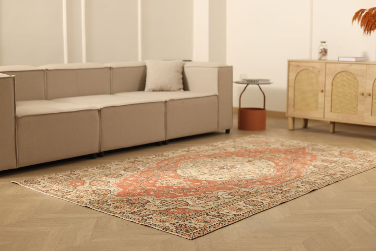 Vintage Isparta Turkish Area Rug 5x8 ft — Red & Beige Floral (No. 40413)
