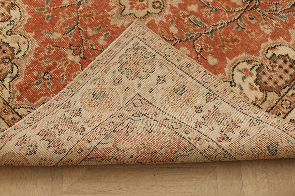 Vintage Isparta Turkish Area Rug 5x8 ft — Red & Beige Floral (No. 40413)