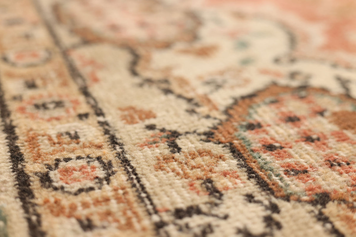 Vintage Isparta Turkish Area Rug 5x8 ft — Red & Beige Floral (No. 40413)