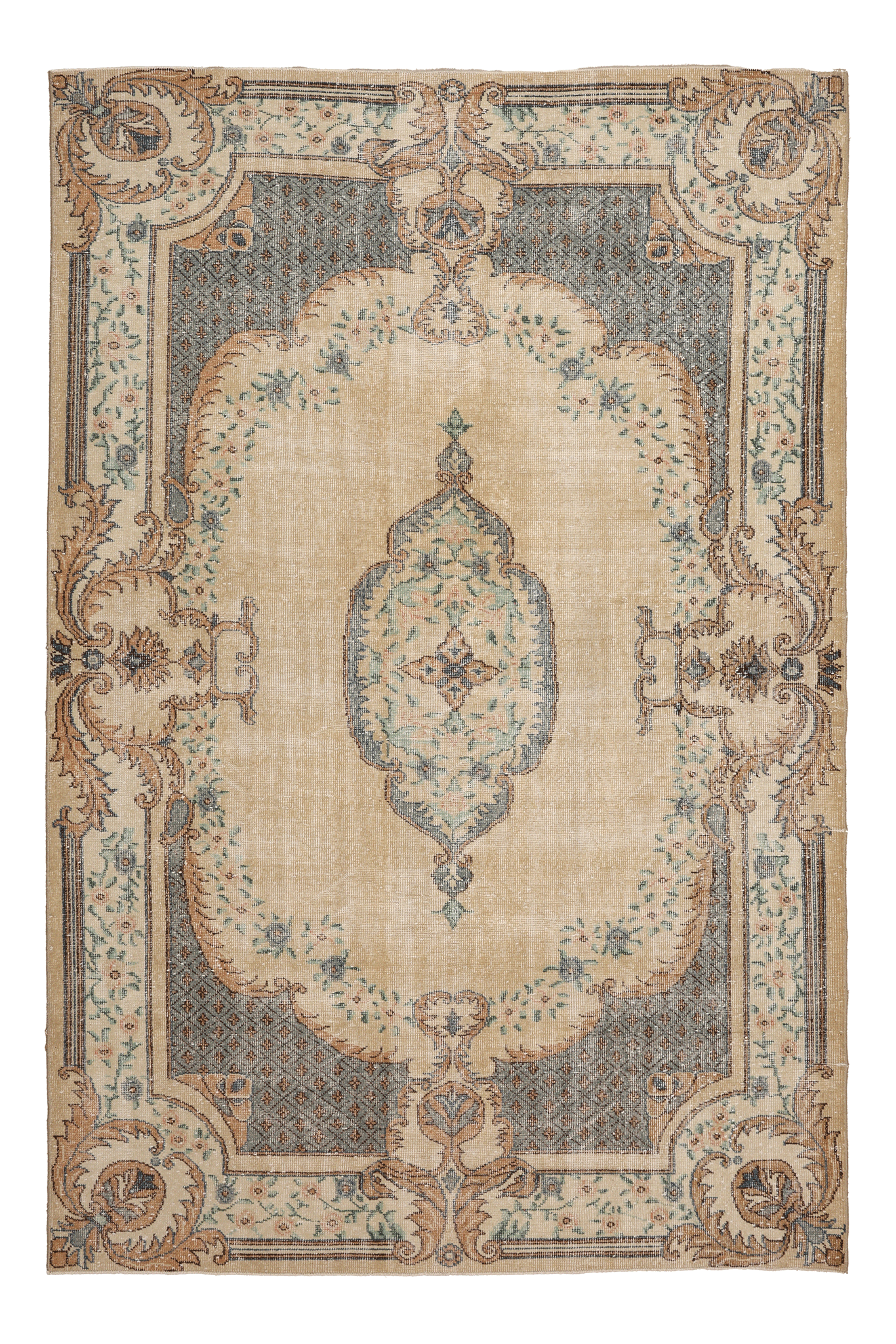 Vintage Isparta Turkish Area Rug 5x9 ft — Beige & Gray Floral