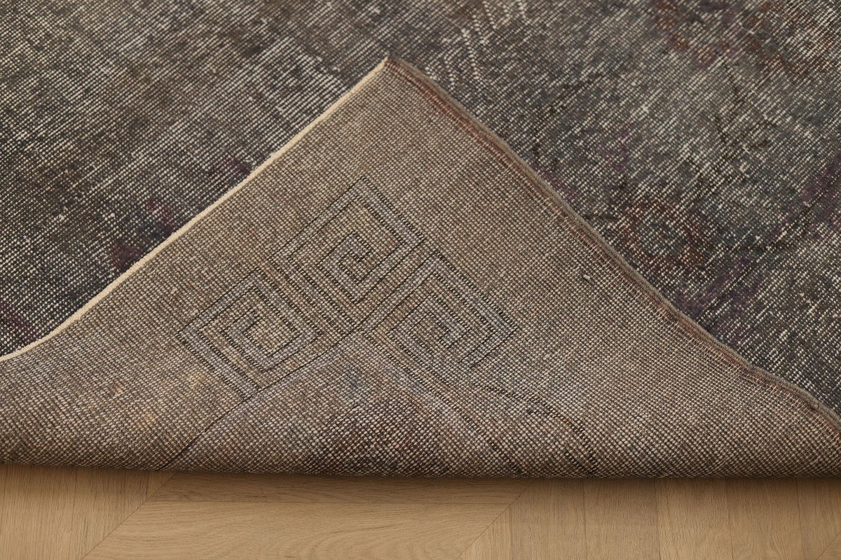 Vintage Isparta Turkish Area Rug 5x9 ft — Gray Overdyed (No. 40419)