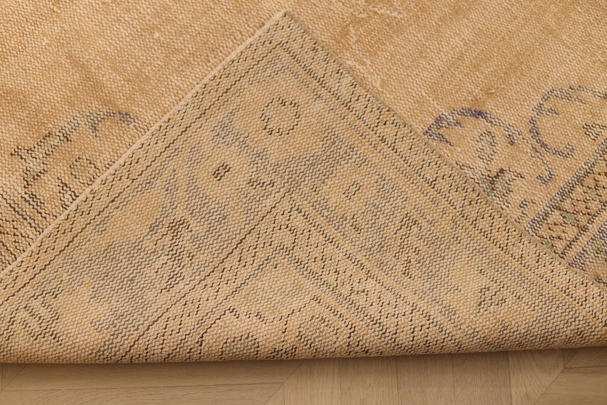 Vintage Manisa Turkish Area Rug 5x9 ft — Beige & Blue Floral