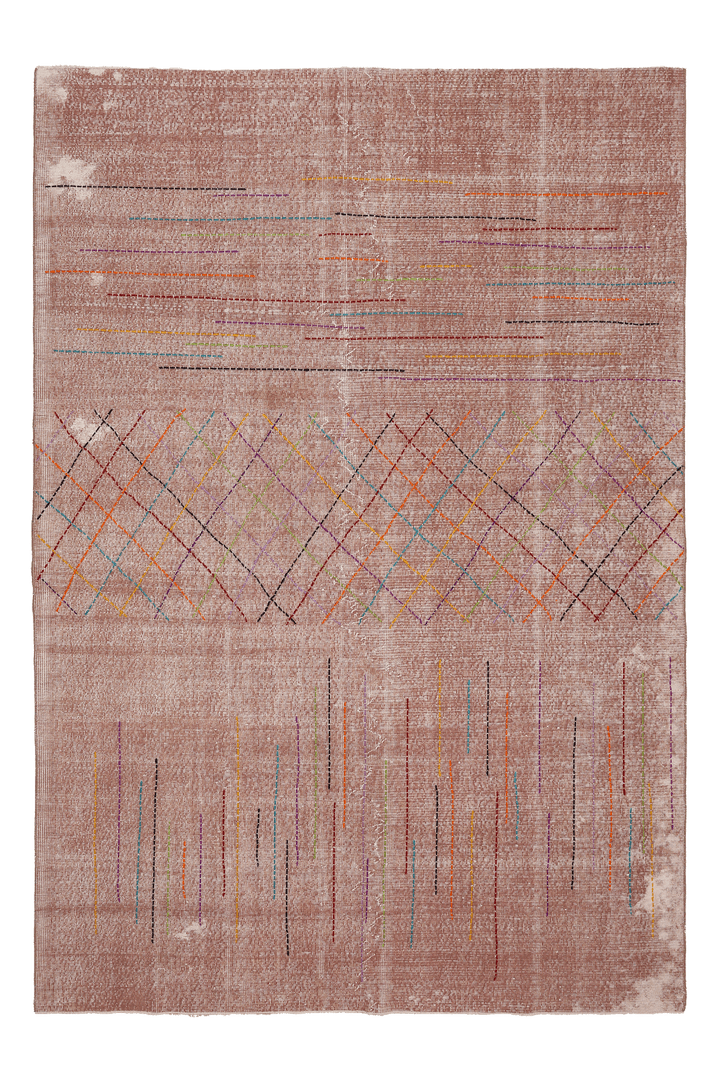 Vintage Isparta Turkish Area Rug 6x9 ft — Pink & Brown Geometric
