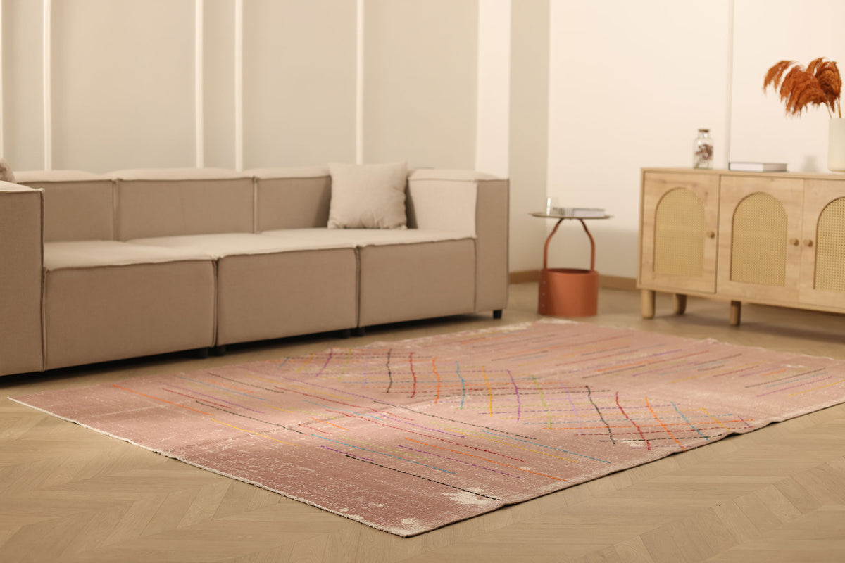 Vintage Isparta Turkish Area Rug 6x9 ft — Pink & Brown Geometric