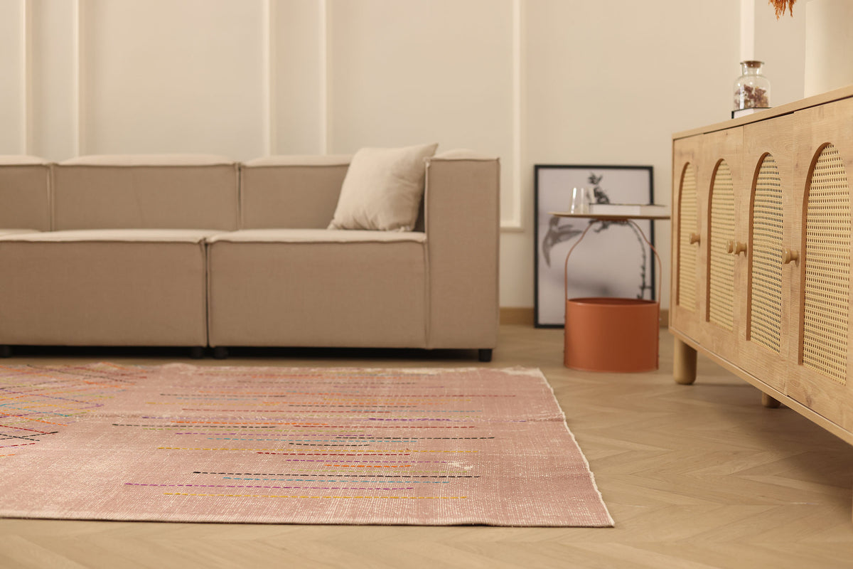 Vintage Isparta Turkish Area Rug 6x9 ft — Pink & Brown Geometric