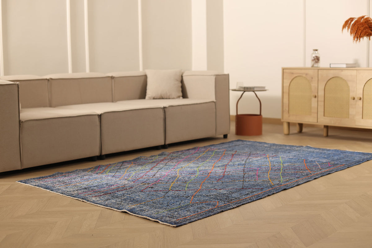 Vintage Isparta Turkish Area Rug 5x8 ft — Gray & Blue Geometric