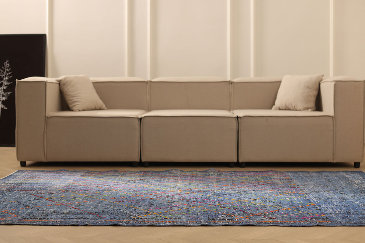 Vintage Isparta Turkish Area Rug 5x8 ft — Gray & Blue Geometric