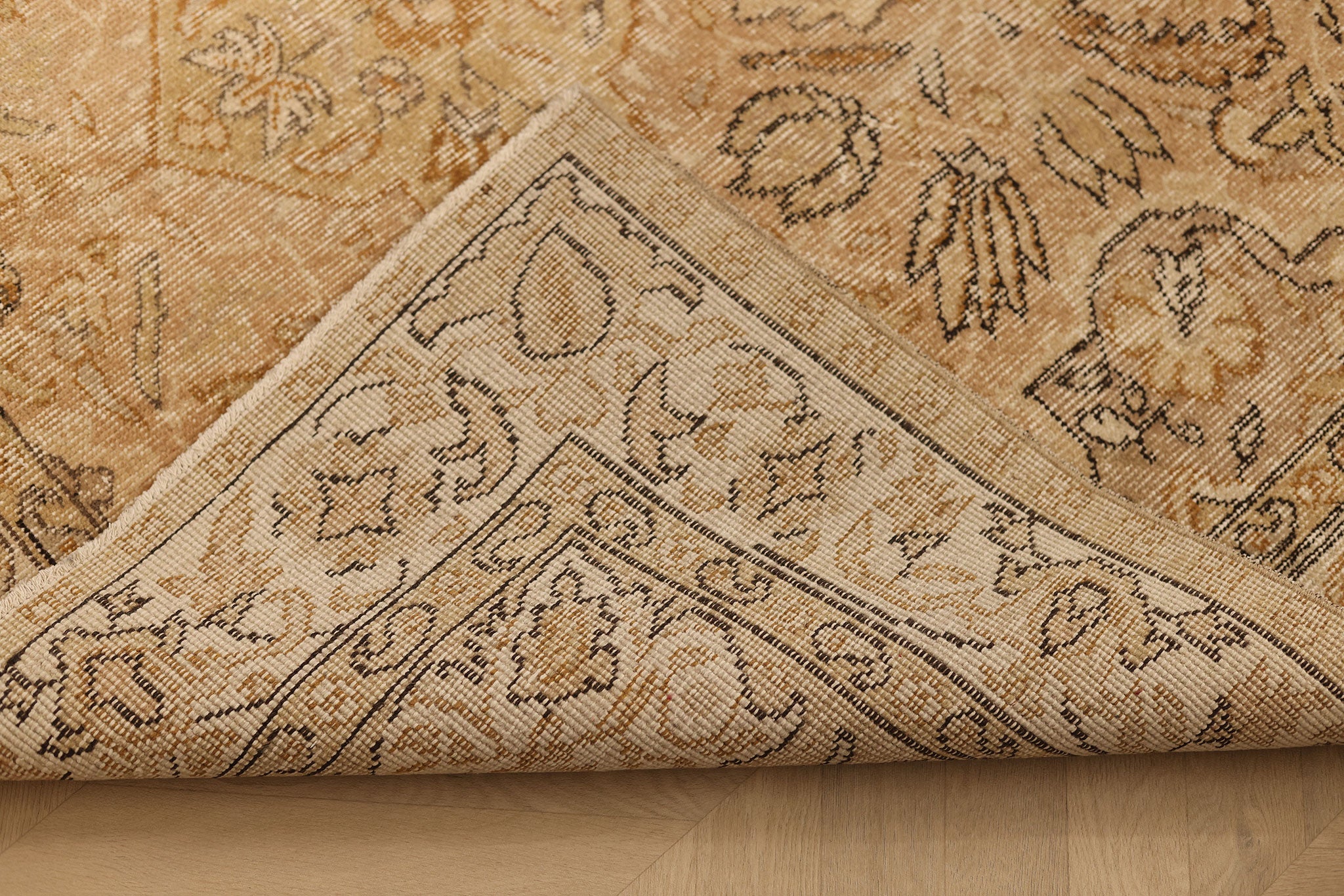 Vintage Isparta Turkish Area Rug 5x9 ft — Beige & Brown Floral (No. 40445)