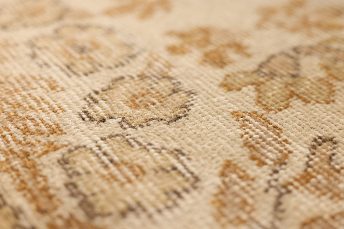 Vintage Isparta Turkish Area Rug 5x9 ft — Beige & Brown Floral (No. 40445)