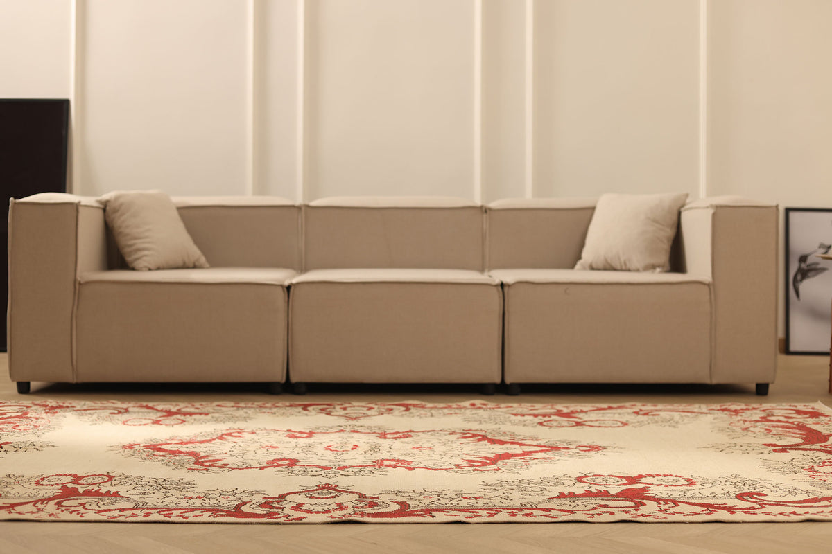 Vintage Isparta Turkish Area Rug 5x9 ft — Beige & Red Floral