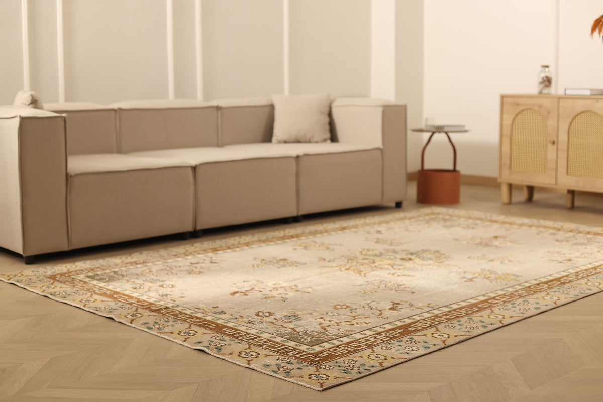 Vintage Isparta Turkish Area Rug 6x10 ft — Beige & Brown Floral (No. 40471)