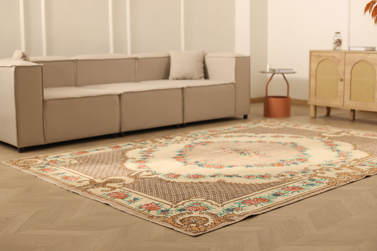 Vintage Isparta Turkish Area Rug 6x10 ft — Beige & Brown Floral (No. 40479)