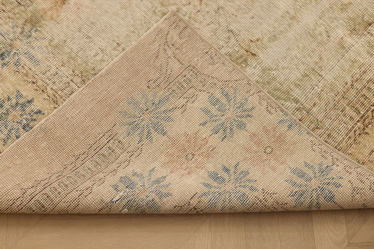 Vintage Isparta Turkish Area Rug 6x10 ft — Beige & Blue Distressed