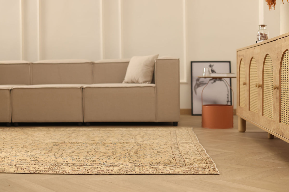 Vintage Isparta Turkish Area Rug 6x9 ft — Beige & Brown Floral (No. 40498)