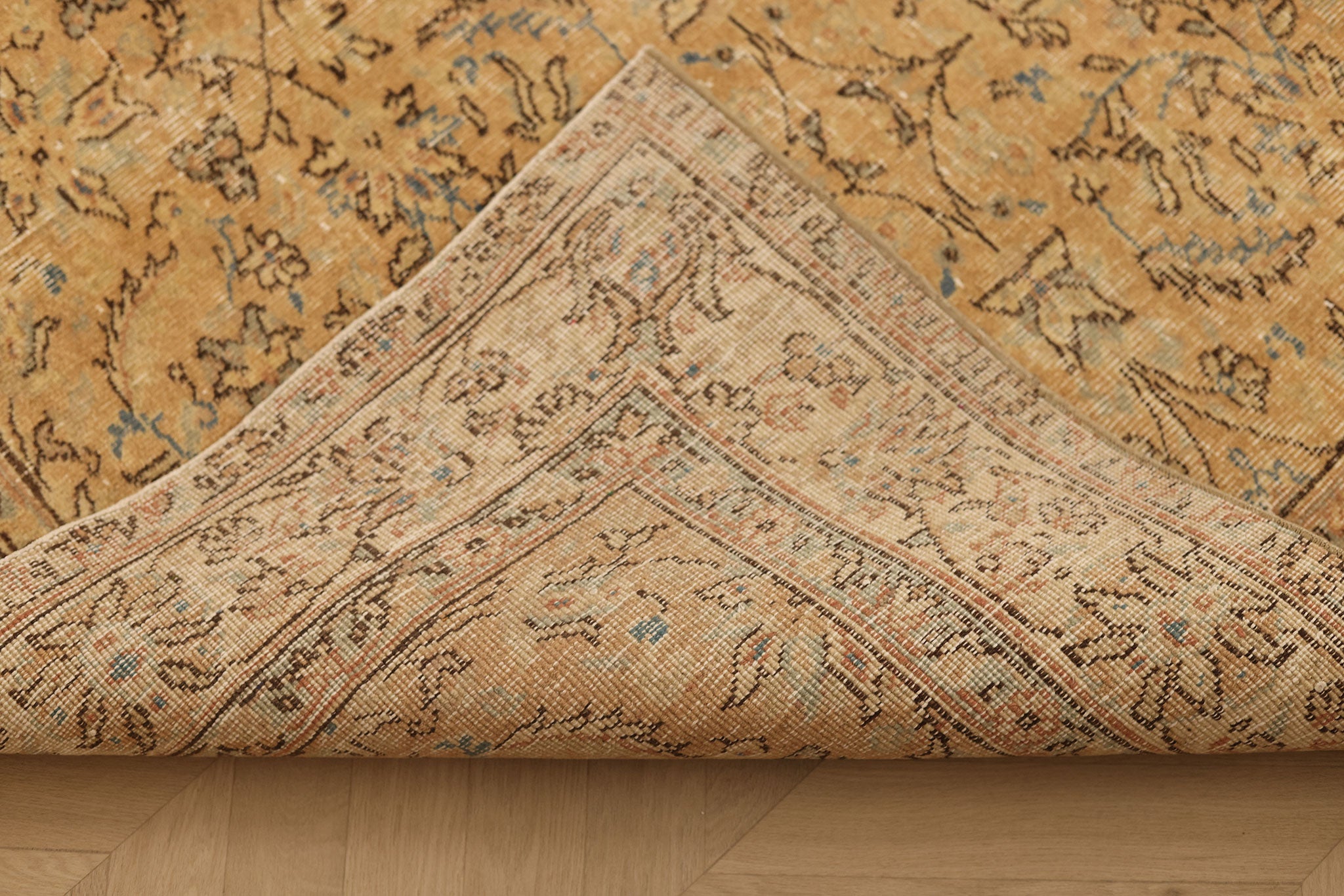 Vintage Isparta Turkish Area Rug 6x9 ft — Beige & Brown Floral (No. 40498)