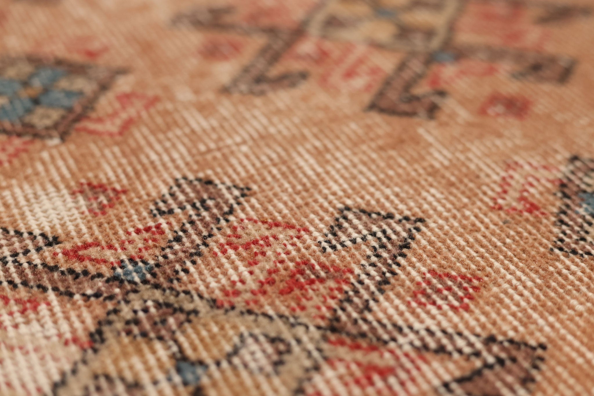 Vintage Isparta Turkish Area Rug 6x9 ft — Brown & Pink Distressed