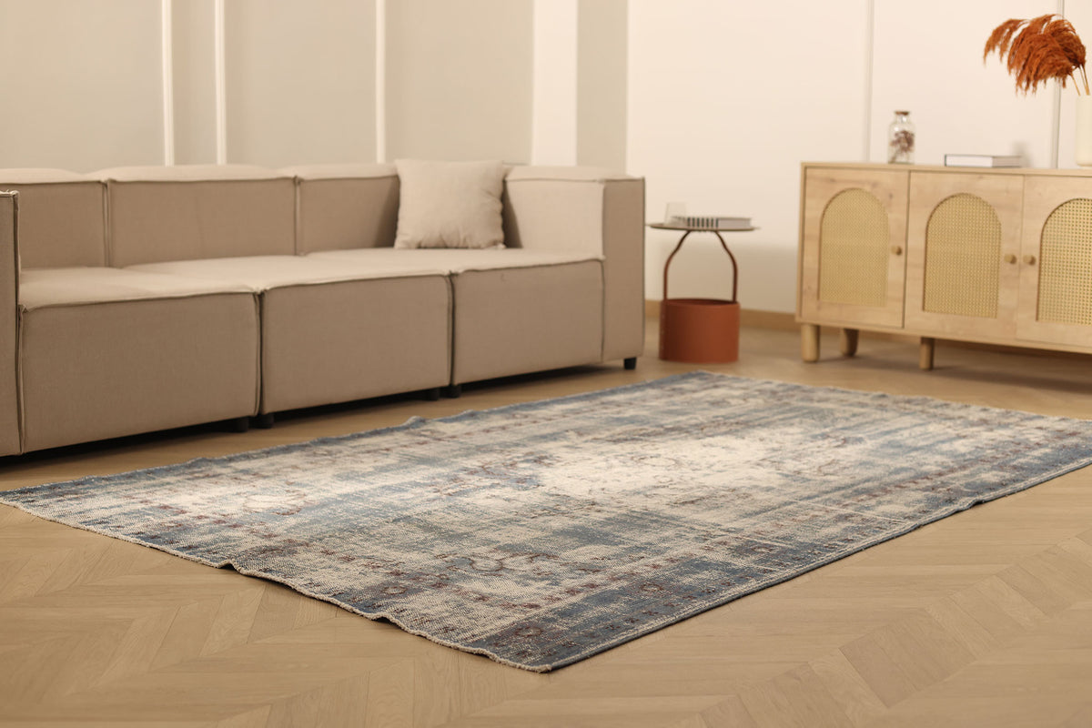 Vintage Manisa Turkish Area Rug 5x9 ft — Gray & Blue Distressed