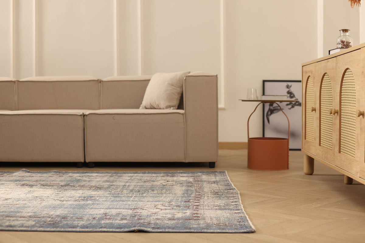 Vintage Manisa Turkish Area Rug 5x9 ft — Gray & Blue Distressed