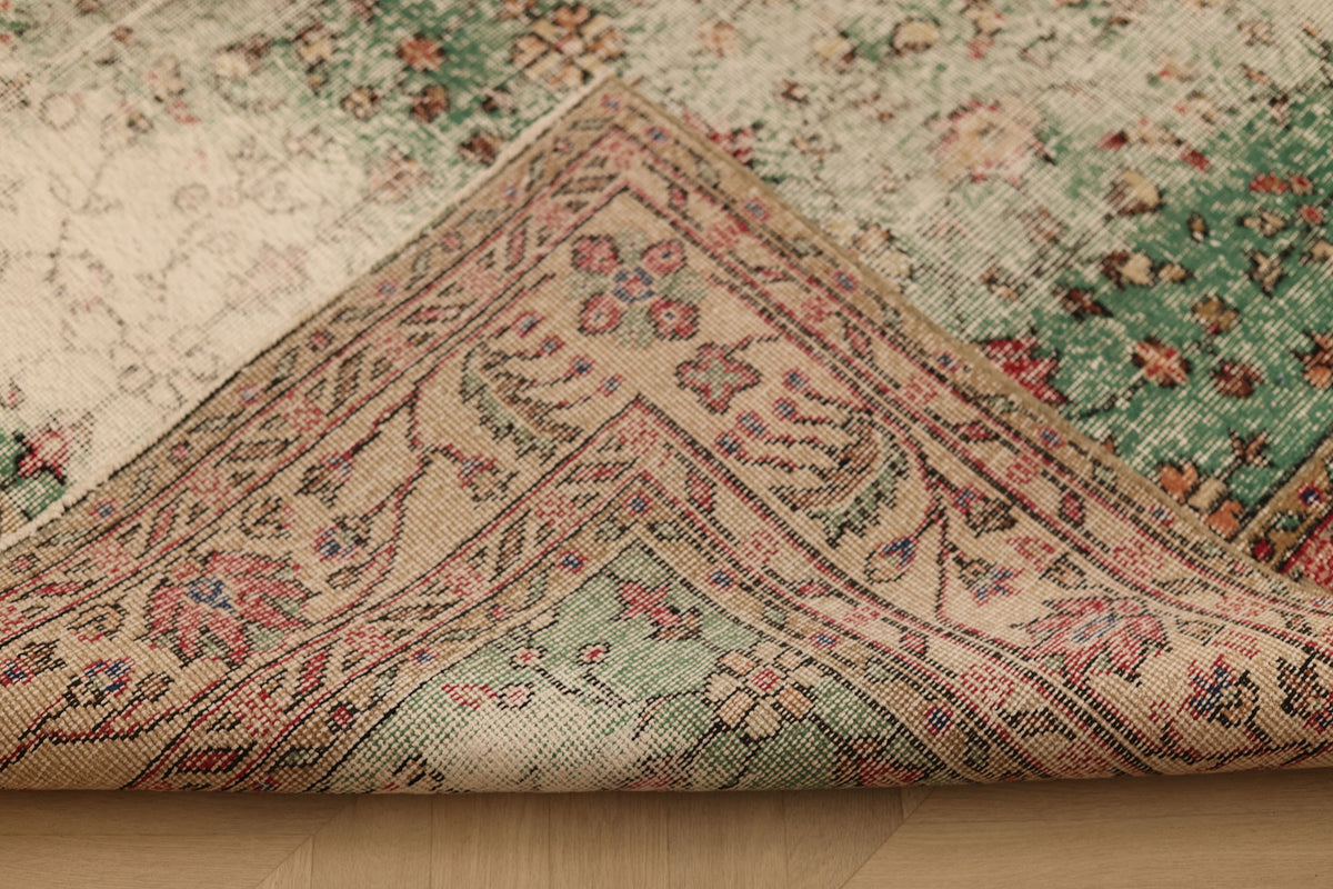 Vintage Isparta Turkish Area Rug 7x9 ft — Green & Gray Distressed