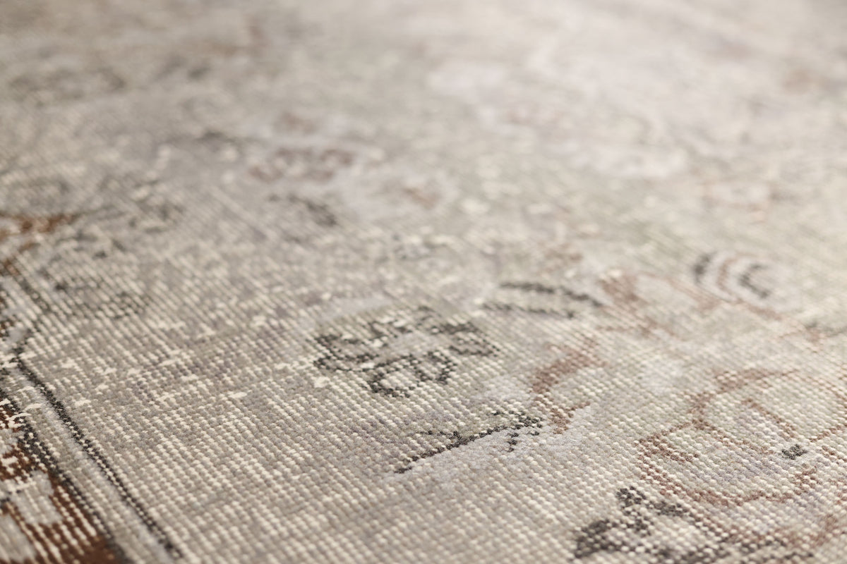 Vintage Isparta Turkish Area Rug 6x9 ft — Gray Floral