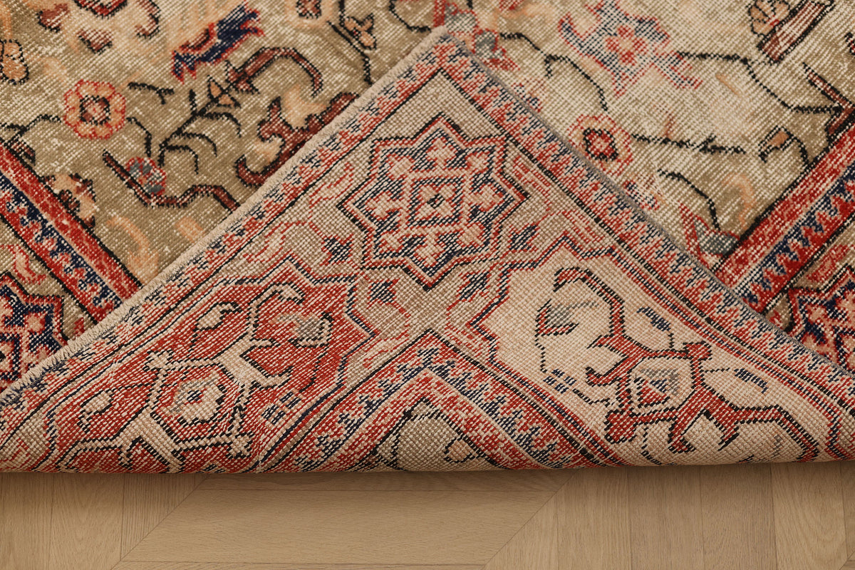 Vintage Isparta Turkish Area Rug 6x10 ft — Orange & Beige Floral (No. 40572)