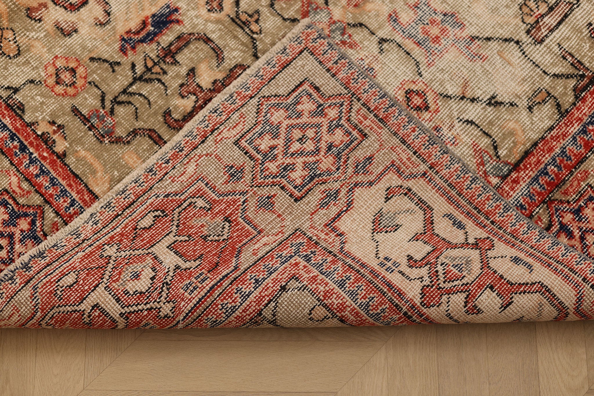 Vintage Isparta Turkish Area Rug 6x10 ft — Orange & Beige Floral (No. 40572)