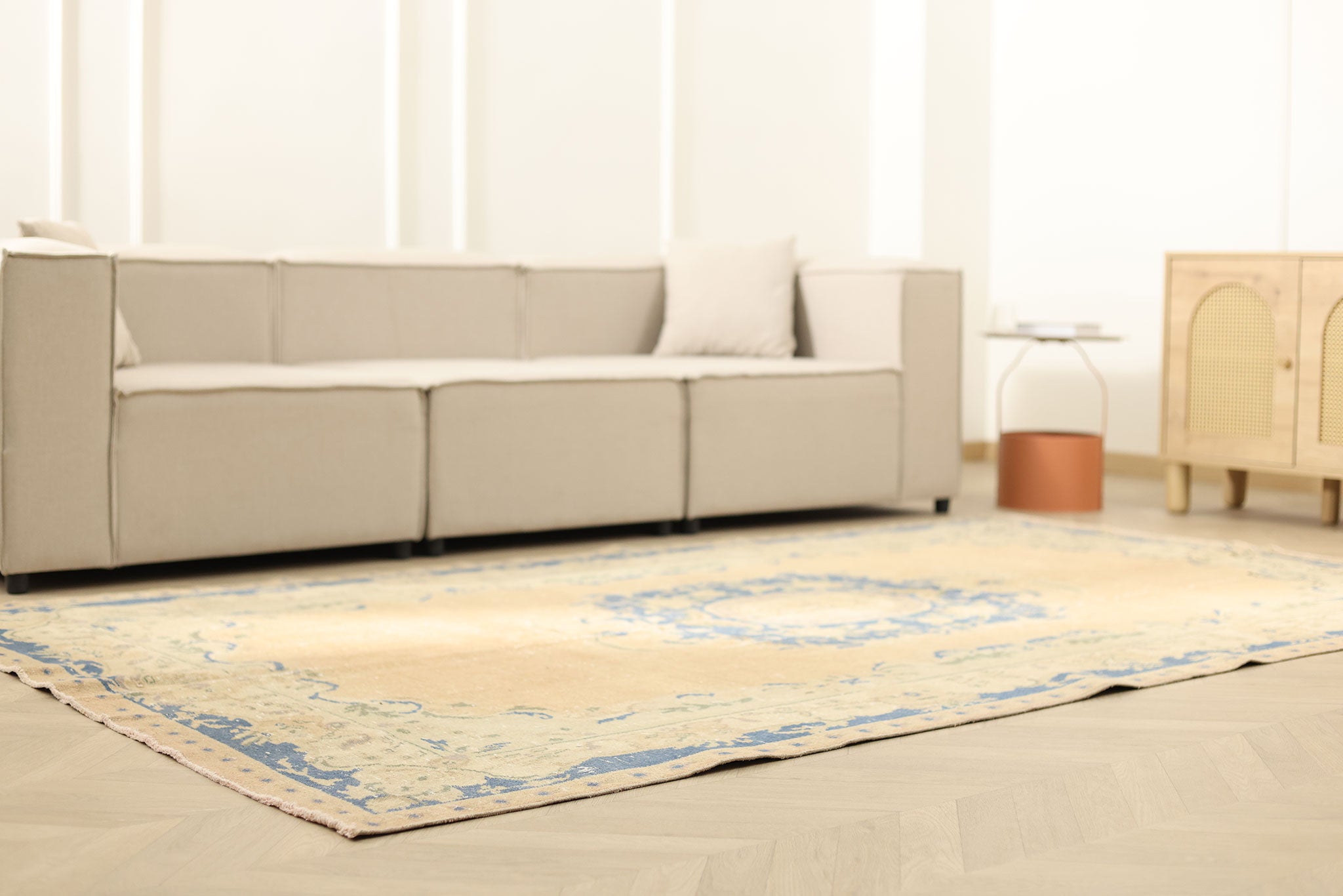Vintage Isparta Turkish Area Rug 5x10 ft — Beige & Blue Floral