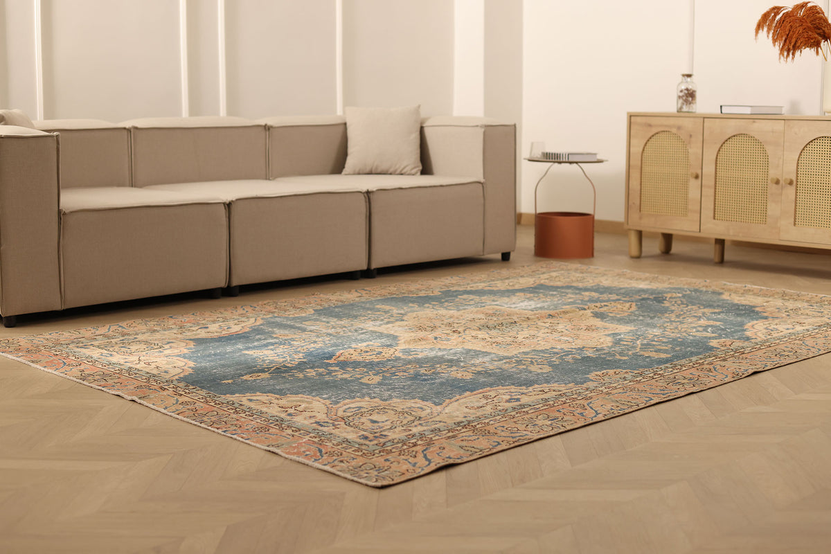 Vintage Isparta Turkish Area Rug 6x10 ft — Blue & Beige Floral (No. 40597)