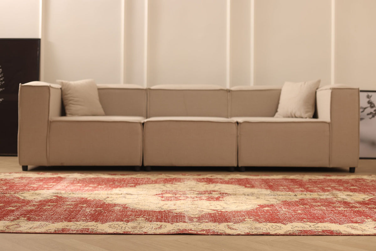 Vintage Isparta Turkish Area Rug 6x11 ft — Red & Beige Floral