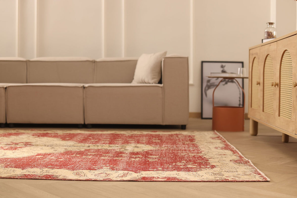 Vintage Isparta Turkish Area Rug 6x11 ft — Red & Beige Floral