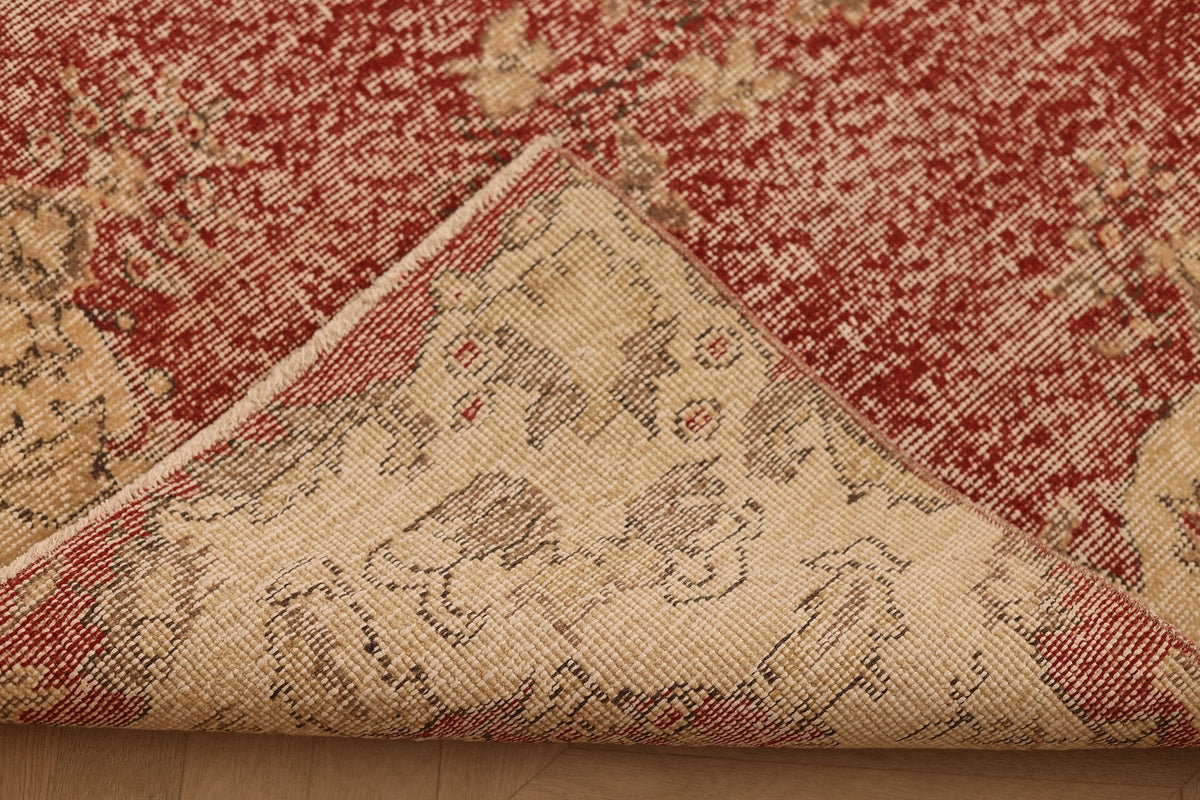 Vintage Isparta Turkish Area Rug 6x11 ft — Red & Beige Floral
