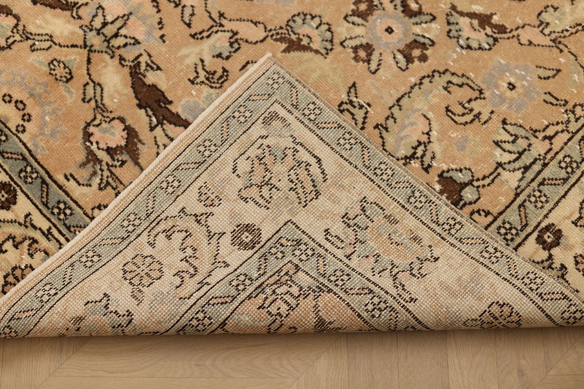 Vintage Isparta Turkish Area Rug 5x9 ft — Orange & Beige Floral (No. 40647)
