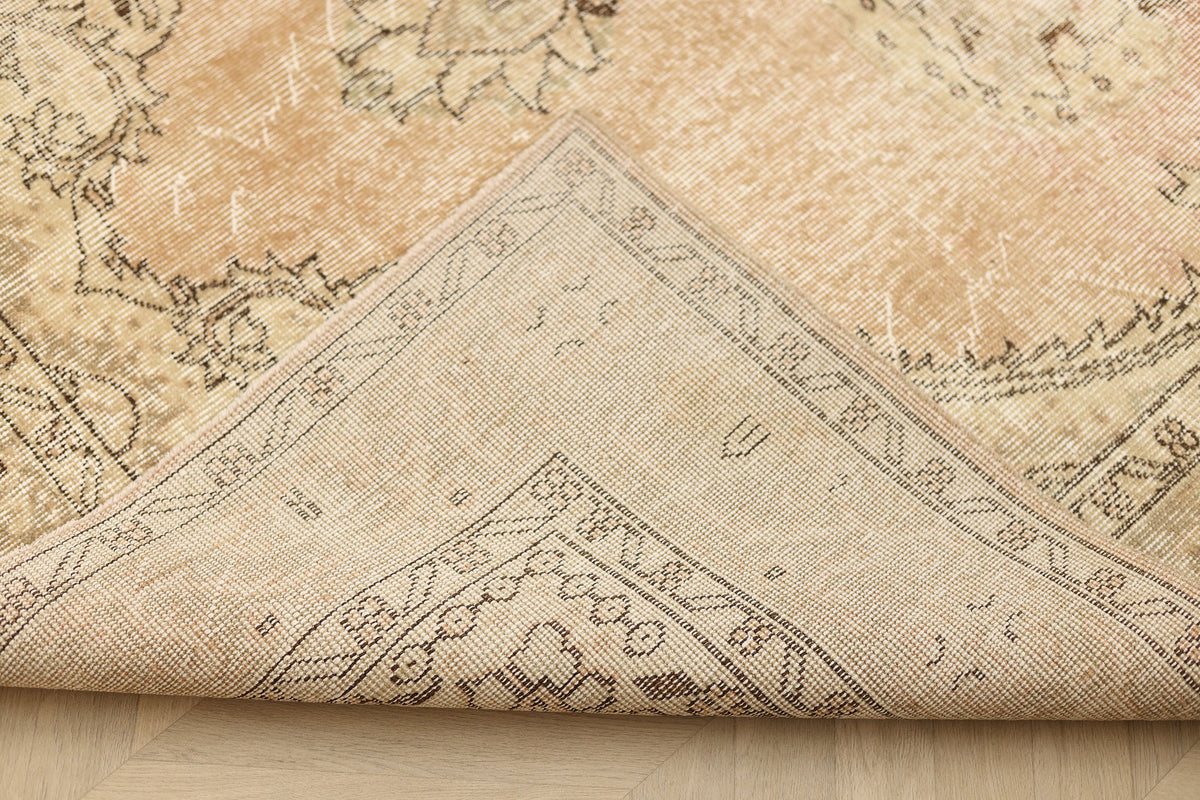 Vintage Isparta Turkish Area Rug 6x9 ft — Beige Floral (No. 40659)