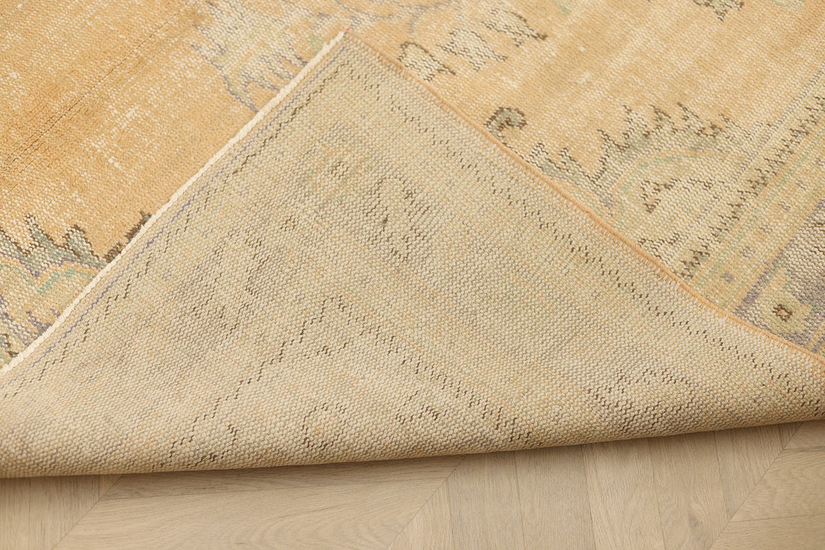 Vintage Manisa Turkish Area Rug 6x9 ft — Beige Floral (No. 40691)