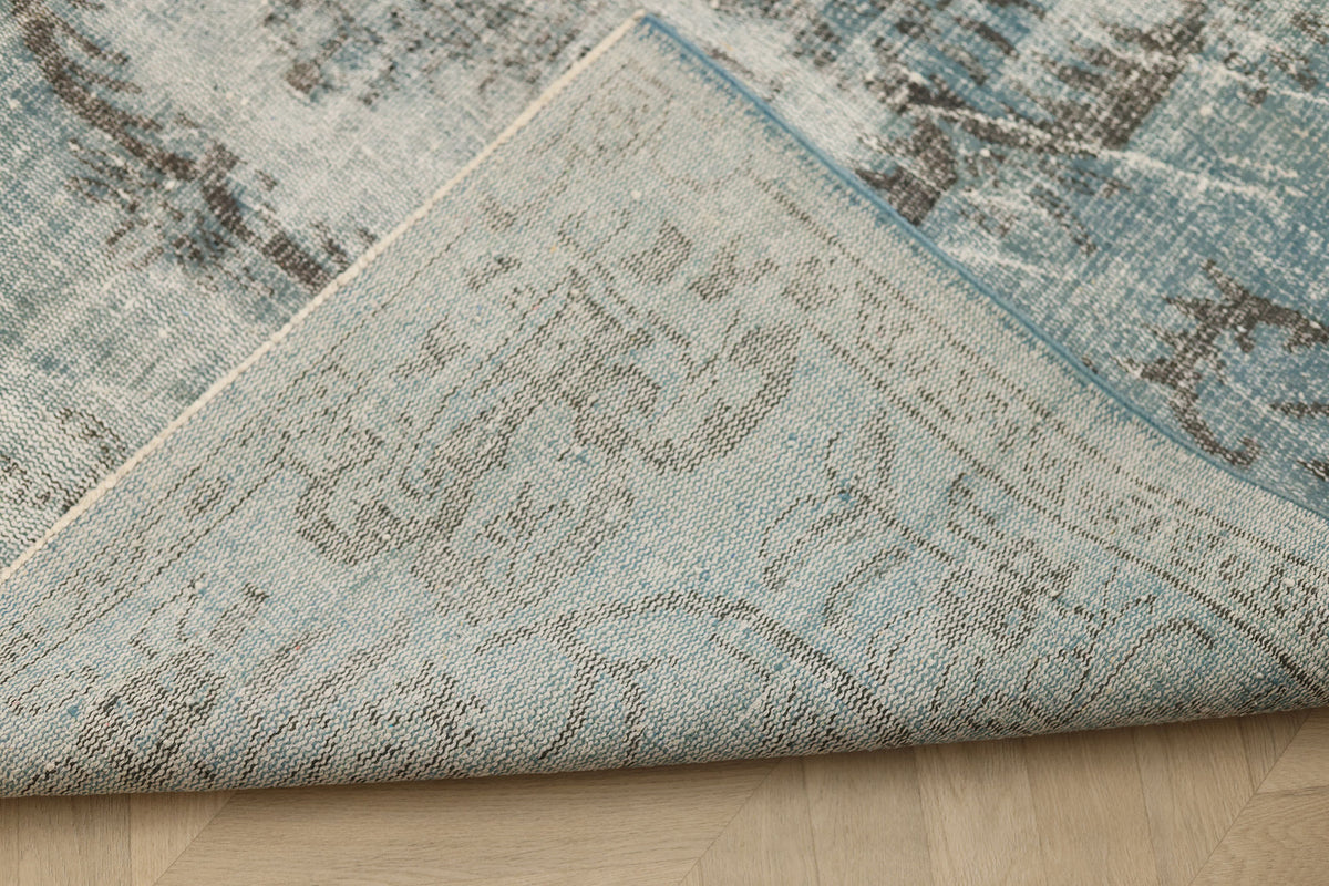 Vintage Manisa Turkish Area Rug 6x9 ft — Blue Floral