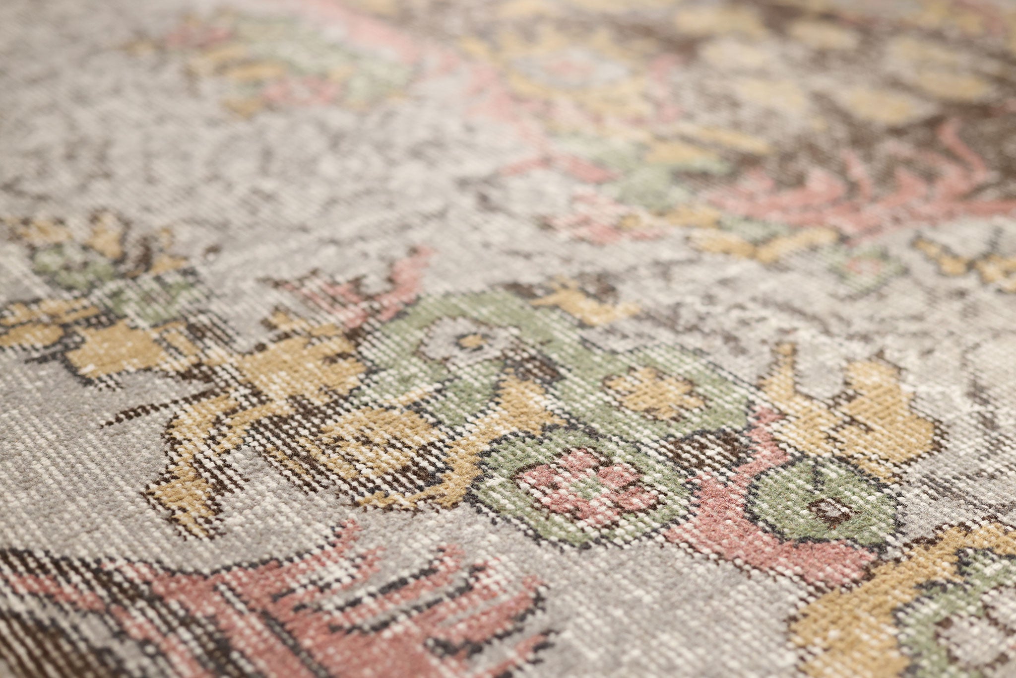 Vintage Isparta Turkish Area Rug 5x10 ft — Gray Floral