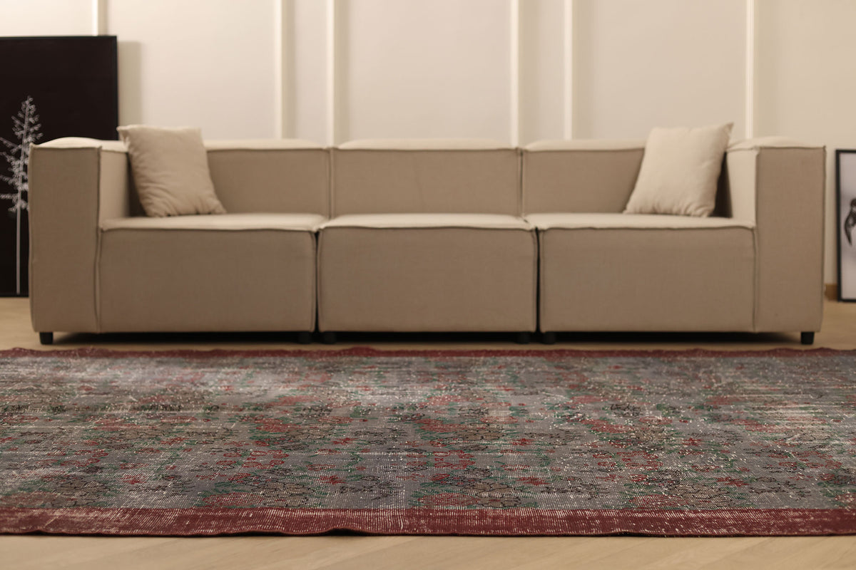 Vintage Isparta Turkish Area Rug 7x10 ft — Gray & Red Floral