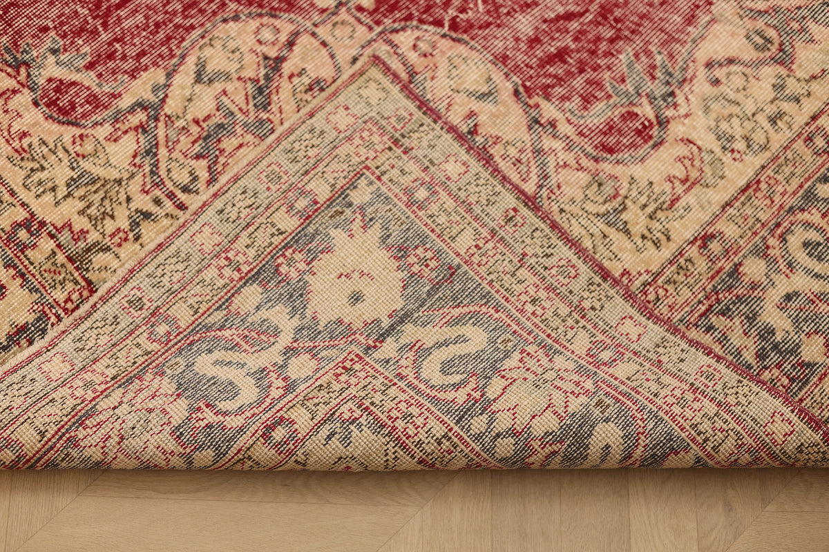 Vintage Isparta Turkish Area Rug 7x10 ft — Red & Beige Floral (No. 40758)