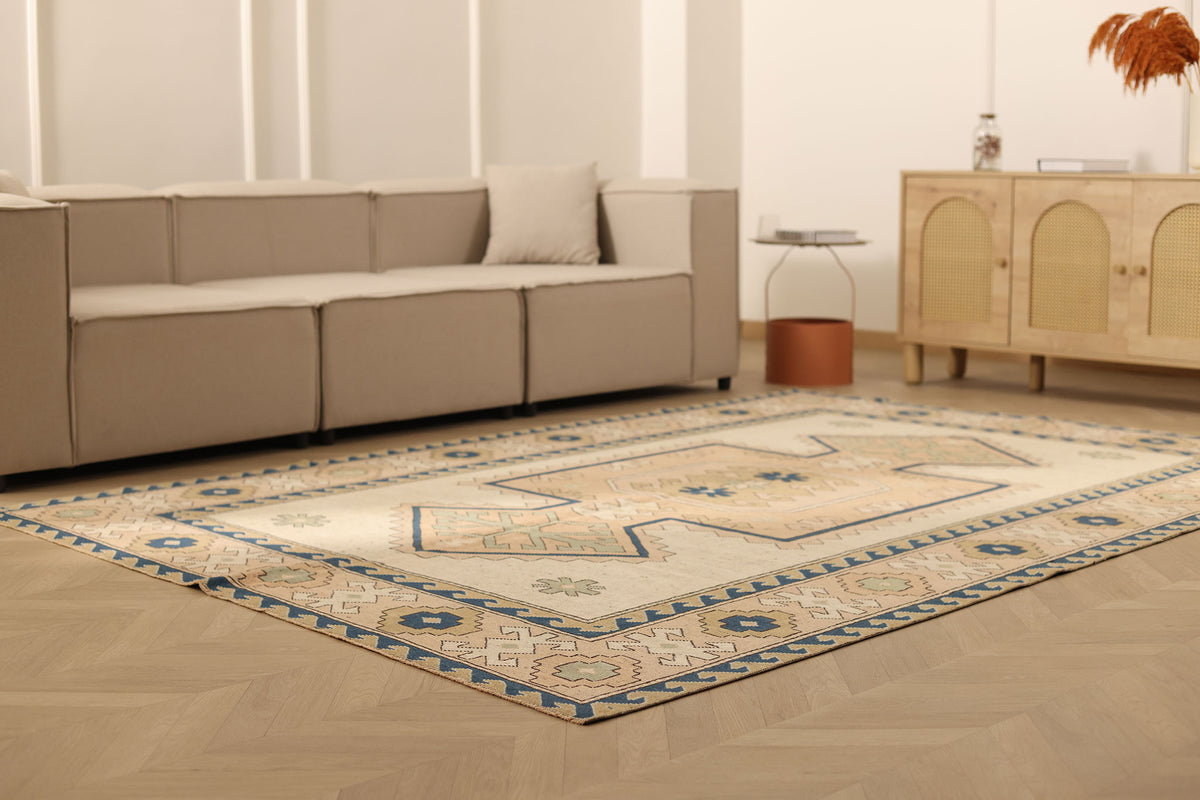 Vintage Niğde Turkish Area Rug 6x9 ft — Beige & Brown Geometric