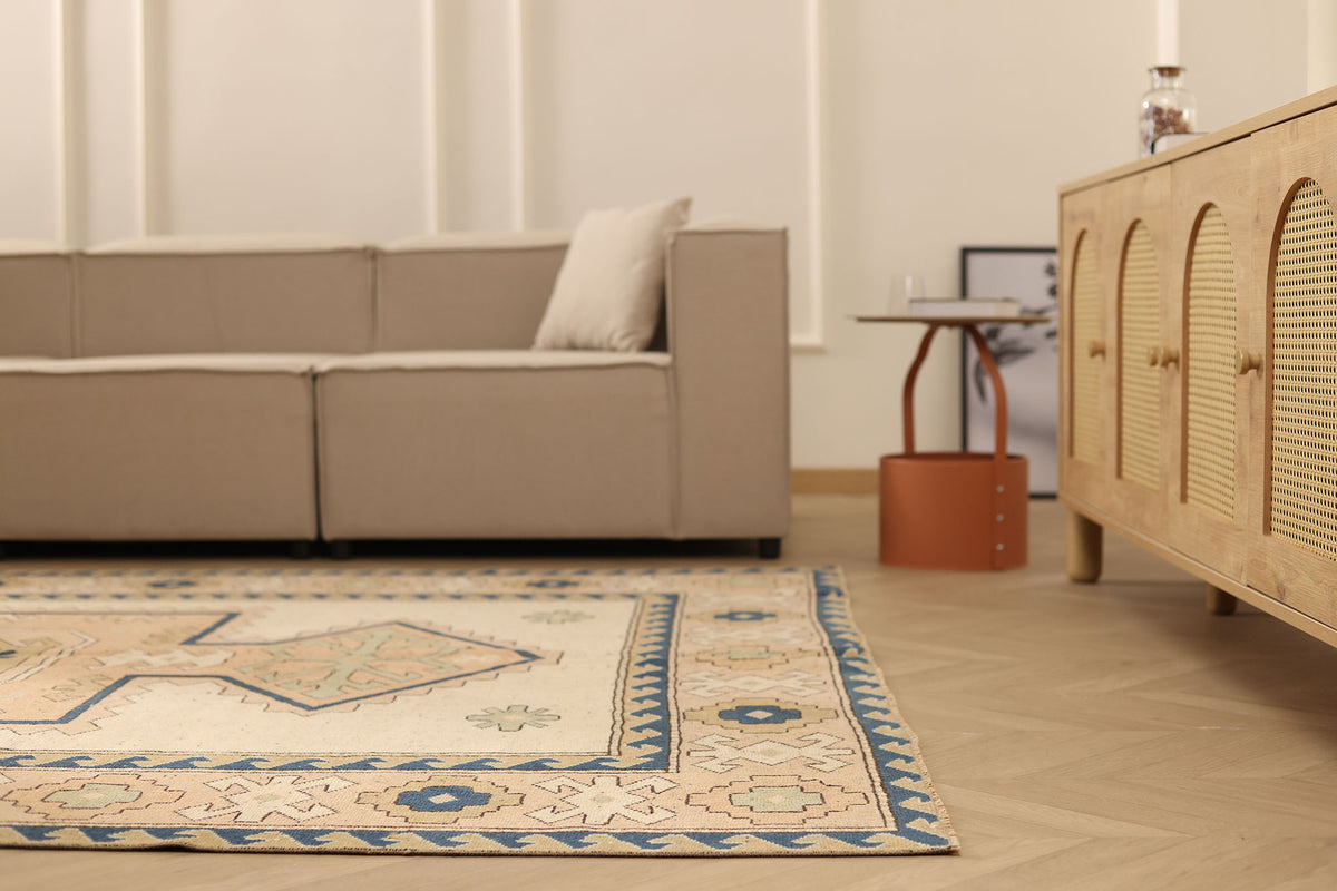 Vintage Niğde Turkish Area Rug 6x9 ft — Beige & Brown Geometric