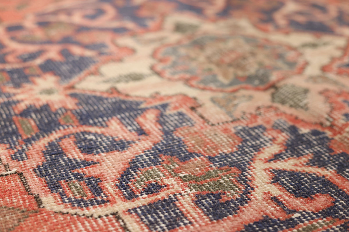Vintage Isparta Turkish Area Rug 6x9 ft — Red & Blue Floral (No. 40811)