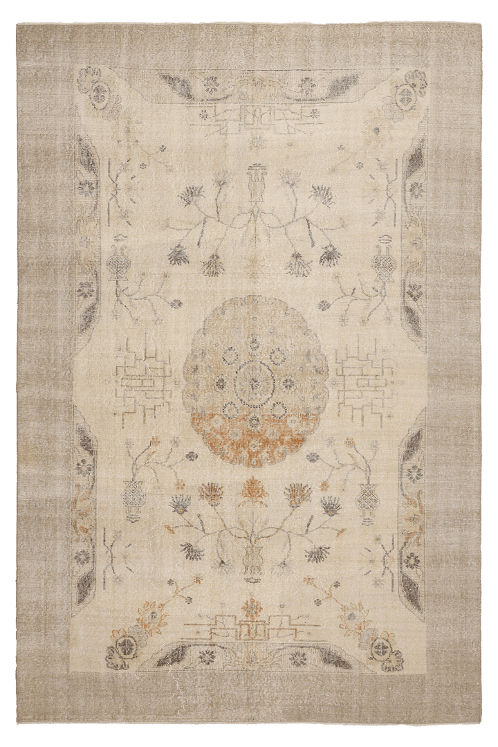 Vintage Isparta Turkish Area Rug 6x9 ft — Beige & Orange Floral