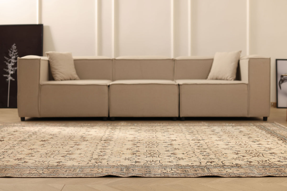 Vintage Isparta Turkish Area Rug 7x9 ft — Beige Floral