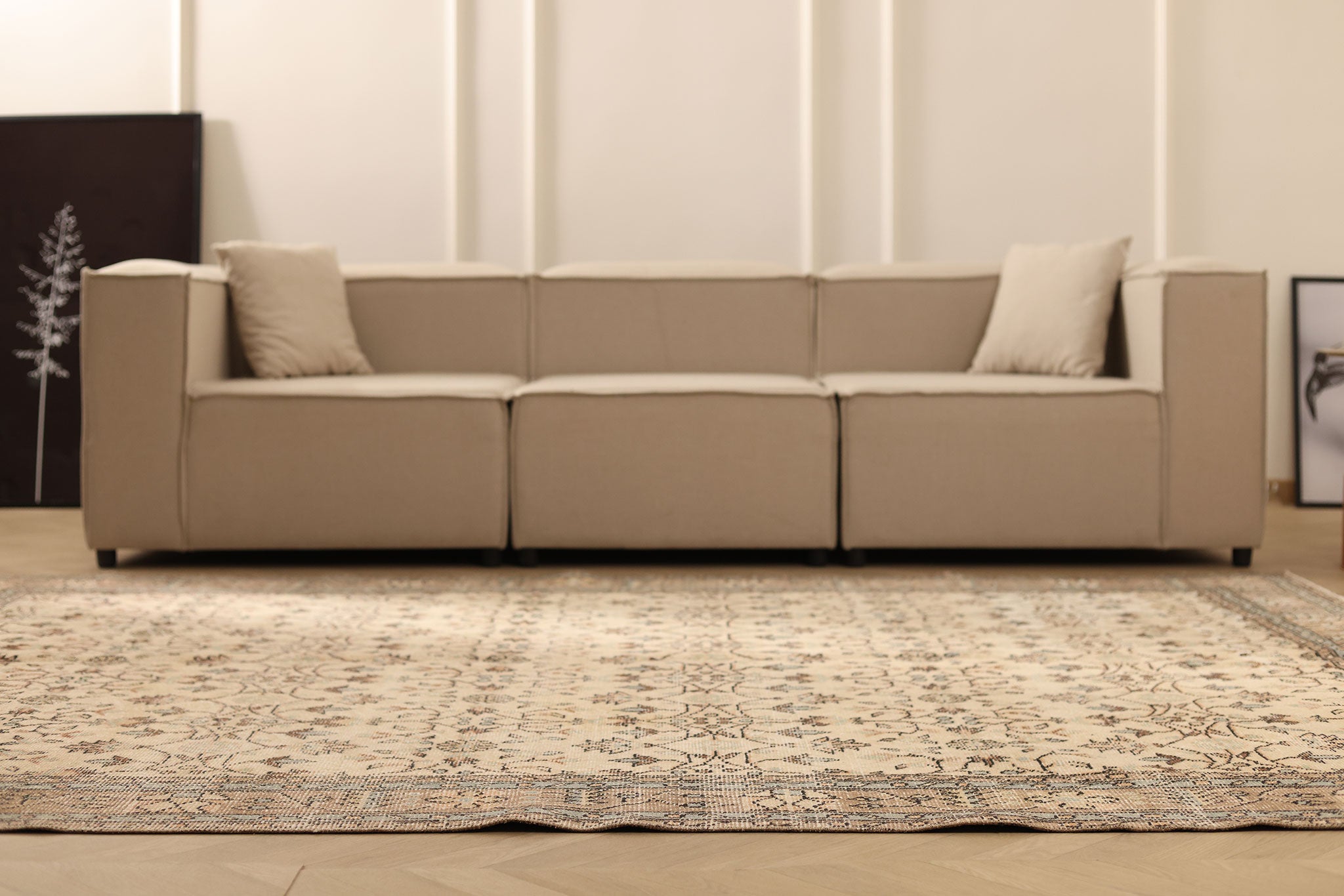 Vintage Isparta Turkish Area Rug 7x9 ft — Beige Floral