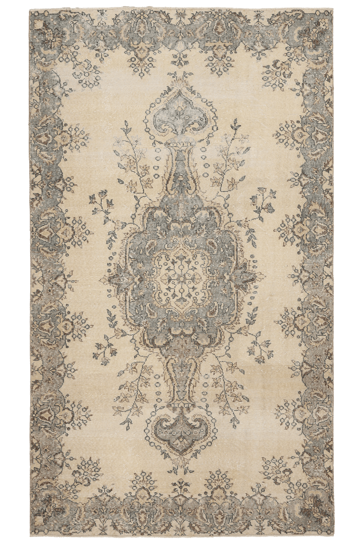 Vintage Isparta Turkish Area Rug 5x9 ft — Beige & Gray Floral (No. 40845)