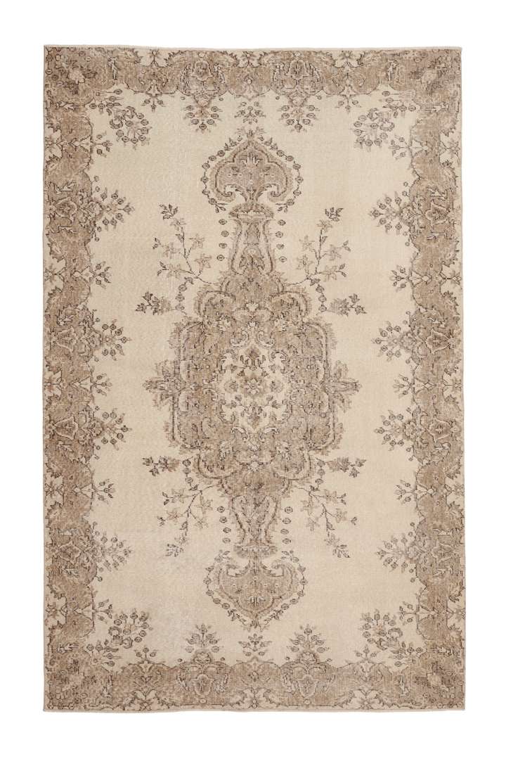 Vintage Isparta Turkish Area Rug 5x9 ft — Beige & Brown Floral (No. 40846)
